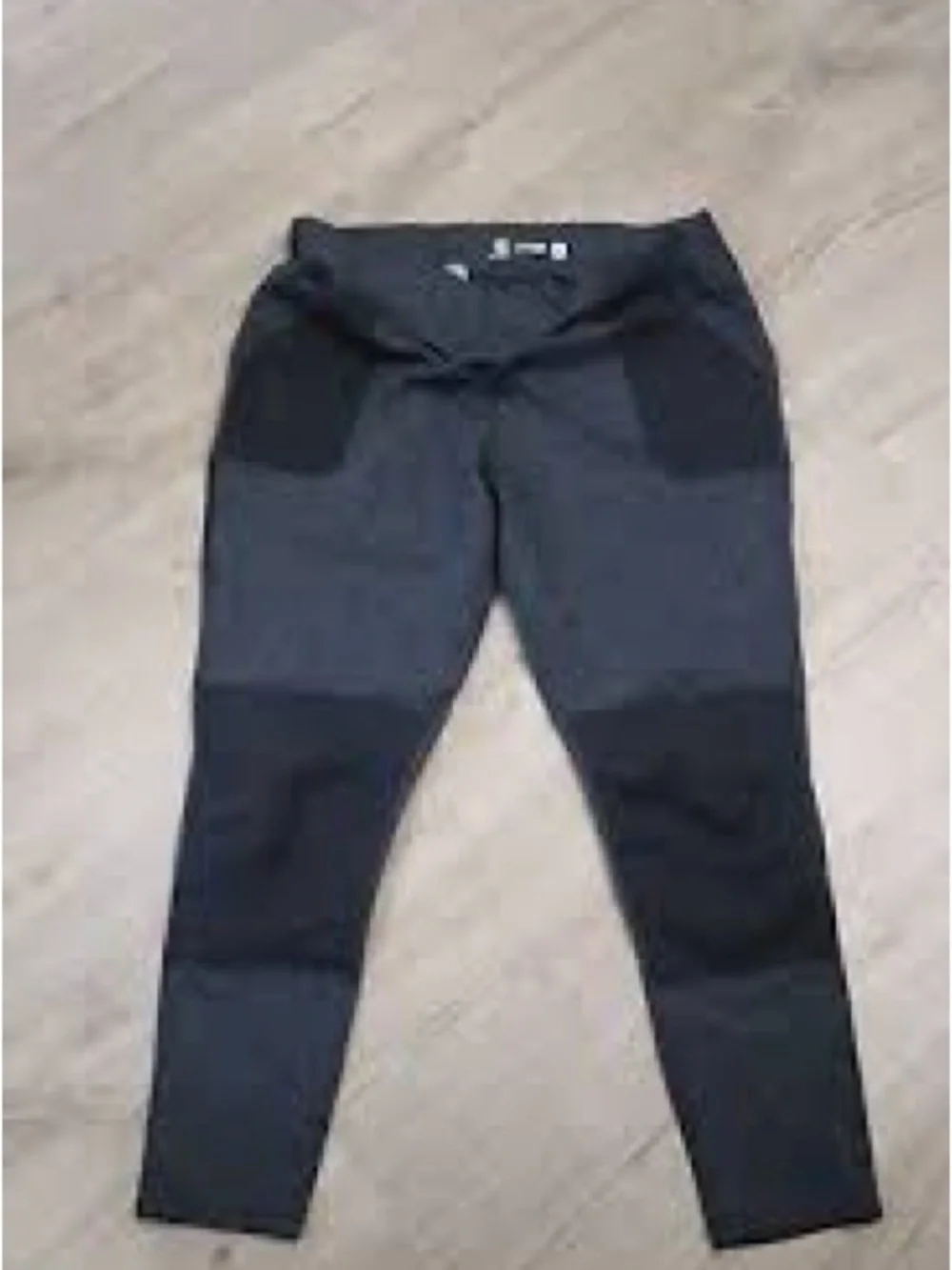 Carhartt Ladies Fitted Charcoal Gray Joggers with Black Panels